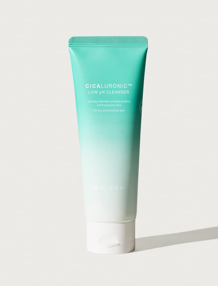 Mizon Cicaluronic Low pH Cleanser
